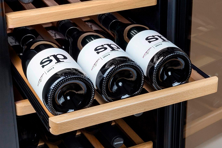 caso-winecomfort-24-black_2